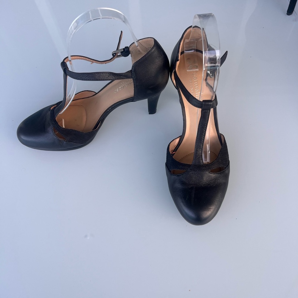 Womens naturalizer Megan Platform T-Strap Heels Black Leather - Picture 4 of 12